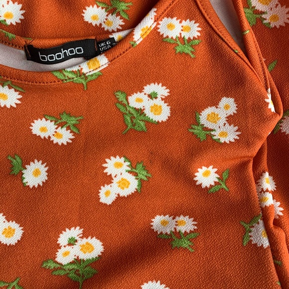BOOHOO | Orange daisy print figure hugging maxi dress - Picture 10 of 10